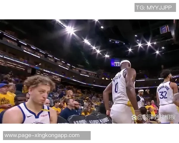 兰德尔表现低迷全场仅得15分下半场手感冰凉加时赛无所作为 兰德尔表现低迷全场仅得15分下半场手感冰凉加时赛无所作为